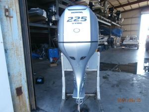 Offre incroyable : Moteur hors-bord industriel 300 CV, 250 CV, 225 CV, 200 CV, 150 CV, 4 temps, électrique/manuel - Product Image 3