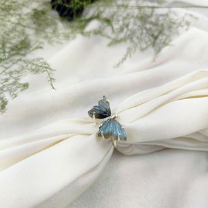 Mettant en vedette la mode papillon bijoux en gros Labradorite CZ pierres précieuses bague de réglage à la fois pavé et griffe paramètres pour les femmes - Product Image 1