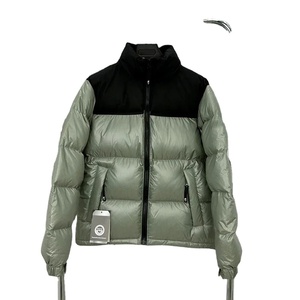 Vente en gros de haute qualité Veste polaire à col montant personnalisée Veste d'hiver OEM Veste à glissière élégante Fabricant - Product Image 6
