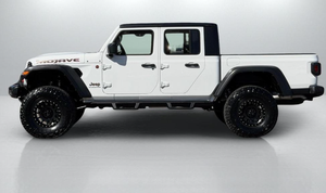 Camioneta Jeep Gladiator Mojave Crew Cab 2022 Usada en Buen Estado - Lista para Enviar - Product Image 4