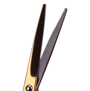 กรรไกรตัดผมสแตนเลสสตีลคุณภาพสูงกรรไกรตัดผมมืออาชีพปรับแต่งโลโก้ได้ตามต้องการสีดำทอง - Product Image 4