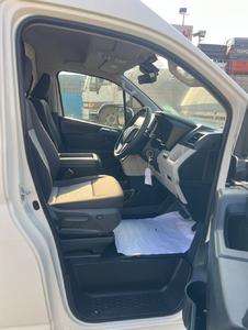 USATO 2024 Toyota Hiace 2 Posti 4x4 4 Cilindri 2.8L Potenza 177 CV Diesel Trasmissione Automatica 2WD Guida a Destra - Product Image 3