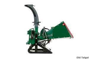 Meilleure machine à broyer le bois modèle WC-46, alimentation hydraulique, moteur entraîné par prise de force, avec télécommande pour utilisation agricole - Product Image 2