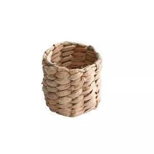 Rond de serviette en rotin écologique vintage fait à la main du Vietnam pour les décorations de table fêtes occasions spéciales inspiré de la jacinthe d'eau - Product Image 1
