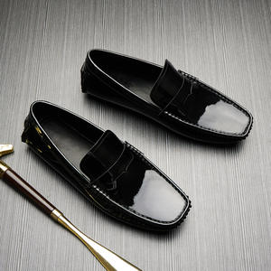 Chaussures de bureau en cuir véritable pour hommes avec semelle extérieure résistante à l'usure et semelle intérieure respirante, chaussures formelles - Product Image 3