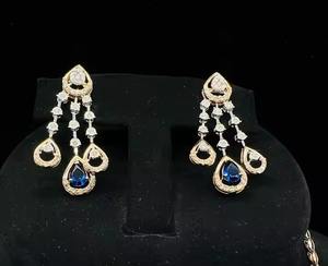 Ensemble de colliers exquis en or massif 14K 18K avec diamants naturels Accents de pierre synthétique bleue Boucles d'oreilles assorties certifiées par des tiers - Product Image 2
