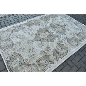Alfombra Turca Vintage, Alfombra Grande de 5.4x8.5 pies, Alfombra de Lana a Cuadros Gris Marrón - Product Image 2