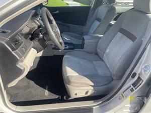 Toyota Camry LE del 2012 usata in vendita a basso prezzo - Product Image 3