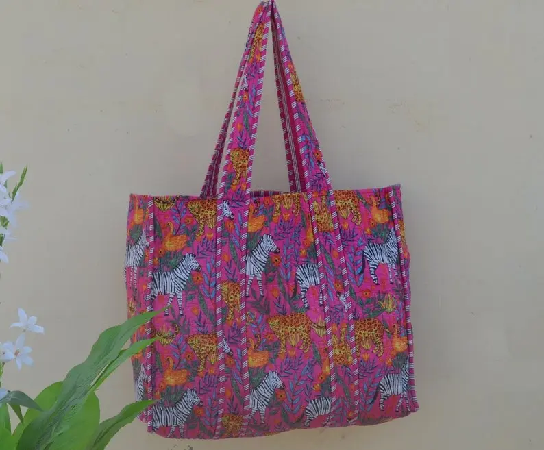 हैंड ब्लॉक प्रिंटेड भारतीय हस्तनिर्मित कॉटन शॉपिंग टोट बैग महिला टोट बैग हस्तनिर्मित ब्लॉक प्रिंटेड क्विल्टेड शोल्डर बैग'