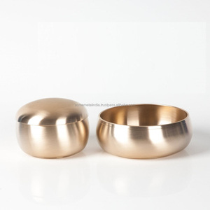 Bol à soupe au design moderne en vente chaude Vaisselle en métal de qualité de luxe, parfaite pour la décoration intérieure et le service de nourriture élégant - Product Image 5