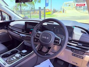 KIA Carnival 2025 USADO con Volante a la Izquierda/Derecha - Product Image 5