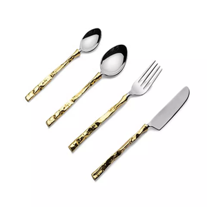 Ensemble de 5 couverts en acier au design impressionnant utilisés pour la décoration de table à manger à la maison couleur argent ensemble de cuillères à couverts en acier au design moderne - Product Image 5