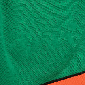 Short de basket-ball personnalisé pour hommes High Street Summer Sports 100% Polyester Mesh 5 pouces Sublimation Pocket Solid Pattern Mid Gym - Product Image 3