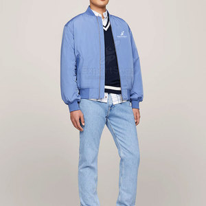 Elegante chaqueta de bombardero ligera con apariencia de moda y sensación suave Chaqueta de invierno de bombardero acogedora con interior suave - Product Image 3