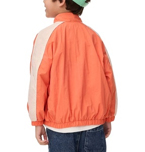 Chaqueta Cortavientos Impermeable de Alta Calidad OEM para Exteriores, Ropa de Entrenamiento para Correr, Transpirable, Personalizable - Product Image 2