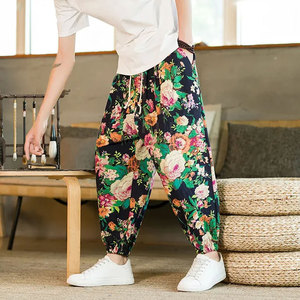 Pantalon imprimé de haute qualité avec des graphiques audacieux et un ajustement facile pour les pantalons imprimés à la mode - Product Image 3