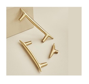 Nouvelle arrivée 2024 poignée de porte d'armoire en métal poignée de garde-robe poignée de porte en fer en laiton de qualité standard à un prix raisonnable - Product Image 5