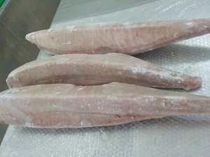 Saku Shashimi Steak de thon à nageoires jaunes congelé CO Filet de thon à nageoires jaunes - Product Image 3