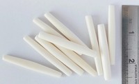 Perles en os de buffle 100 % faites à la main, écologiques, naturelles, couleur blanche, tailles assorties, forme cube/ronde, style moderne et antique