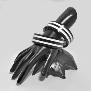 Top Selling New Trending Premium Quality Resin Joint Bangle at Best Price Manufacturer and Exporter From India - Product Image 3