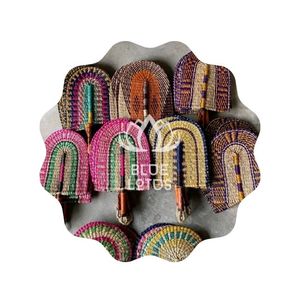 Éventail en herbe de mer, artisanat traditionnel - Product Image 1