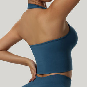 Soutien-gorge de sport pour femmes élégantes fabriqué avec un matériau extensible sans couture, un tissu de contrôle de l'humidité, une bande élastique de soutien et un design élégant - Product Image 2