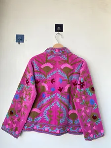Veste bohème en velours brodé floral coupe-vent et respirant Suzani pardessus hiver tricoté manteau court - Product Image 3