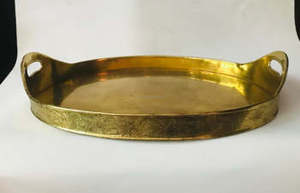 Plateau de service alimentaire en laiton pur design antique Grand plateau de couleur or idéal pour les collations aux dattes Plateau à dessert de la plus haute qualité en Inde - Product Image 4