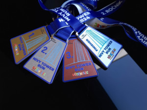 Médaille en acier personnalisée - Impression couleur UV intégrale - Product Image 2
