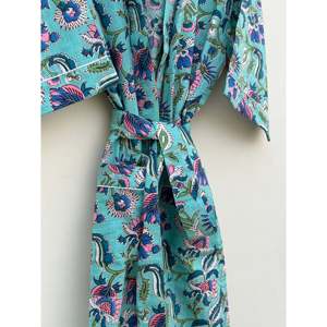 Kimono tipo bata hecho a mano con estampado boho, de silueta holgada, de algodón, para mujer, con cintura natural. - Product Image 5