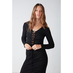 ETHIQUET Agneska เสื้อครอปแขนยาวคอวีผ้าถักเนื้อยืดสำหรับผู้หญิง - Product Image 1
