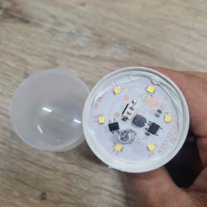 หลอดไฟ LED ประหยัดพลังงาน DOB/SKD 5W ขายส่ง หลอดไฟ LED ผลิตในเวียดนาม อุณหภูมิสี 6500K อายุการใช้งาน 20,000 ชั่วโมง - Product Image 6