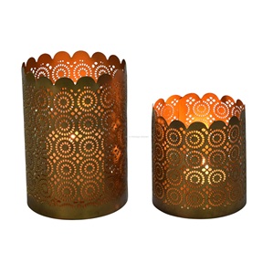 Support de bougie décoratif en fer filigrané découpé au laser, Saint-Valentin, Noël, décoration artisanale pour la maison IHA IHACA374 - Product Image 1