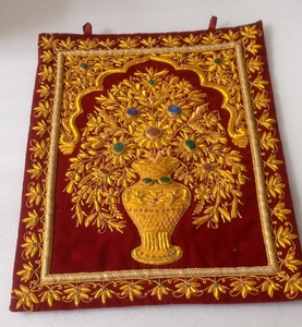 Zari bordado colgante de pared de lujo decoración Interior del hogar para habitaciones regalos hechos de tela de resina hermosa y atemporal - Product Image 5