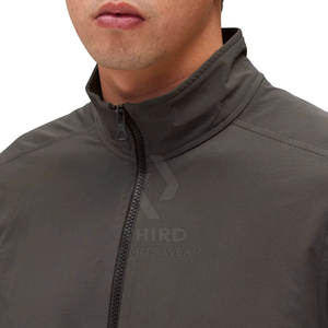Veste d'échauffement pour entraînement de lutte conçue pour le confort et la flexibilité par temps froid Veste d'échauffement pour la lutte - Product Image 6