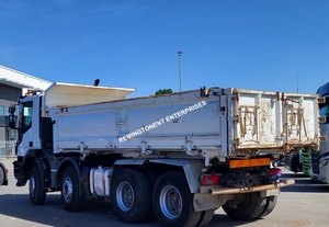 Camion benne d'occasion 2018 Iveco Stralis 480 8x4 Diesel Manuelle 451-500 CV Euro 5 Neuf, Camion benne lourd pour le transport minier - Product Image 3