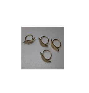 Ensemble classique de ronds de serviette en aluminium faits à la main avec 6 ronds de serviette décoratifs par un fabricant indien - Product Image 2