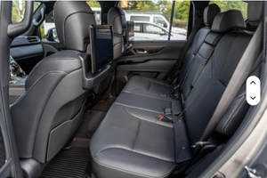 Lexus LX 600 2023 d'occasion en excellent état (conduite à gauche/droite) - Product Image 3