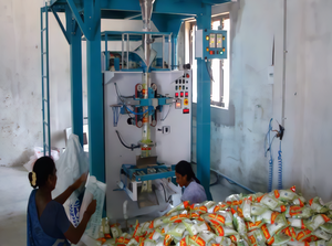 Machine de remplissage métrique à vis sans fin, équipement d'emballage automatique pour le remplissage de poudres et granulés - Product Image 5