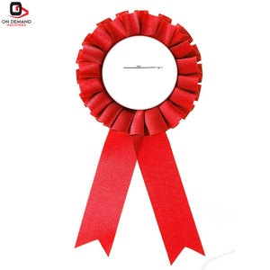 Badges de participation en tissu brodés sur mesure, finition premium, logo personnalisé, design professionnel pour événements sportifs - Product Image 1