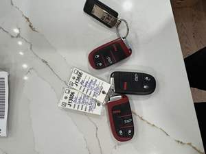 Dodge Challenger SRT Hellcat Widebody Jailbreak 2023, coupé essence à transmission manuelle, moteur V8 suralimenté de 6,2 L - Product Image 6