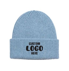 Venta al por mayor de logotipo personalizado Hombres Mujeres All Over Printed Beanie Cap Cuffed Jacquard Winter Hat Custom Beanies - Product Image 5