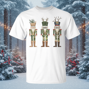Maglietta Promozionale Camouflage con Stampa Vecchio Camo Nutcrackers per la Stagione di Caccia e Natale - Product Image 3