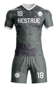 Uniformes de Fútbol Personalizables OEM Ligeros de Manga Corta con Nombre del Jugador Impreso para un Rendimiento Óptimo - Product Image 2