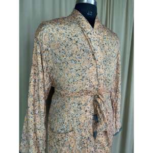 Silky Soft Men's Satin Kimono <b>Robe</b> Elegant Classic Vintage House Dress Timeless Comfort for Lounge <b>Beach</b> Sustainable Gift Idea - Product Image 5