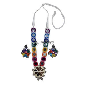 Tradebyd Collier de broderie unique Bijoux faits à la main pour la fête de mariage et la mode de tous les jours - Product Image 5