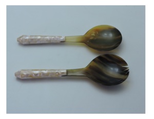 Vente en gros de couverts à salade en corne de buffle de qualité supérieure Lot de 2 cuillères de service d'ustensiles de cuisine de qualité supérieure pour les fêtes en provenance d'Inde - Product Image 6