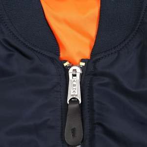 Chaqueta de bombardero de invierno hecha a medida para hombre superventas, decoración bordada, precio al por mayor, procesamiento en bruto - Product Image 3