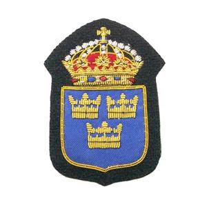 Insignia bordada personalizada, insignia de bulón de calidad, parche hecho a mano - Product Image 1