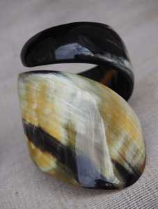 Wholesale Best Handicraft Buffalo Horn <b>Fashion</b> <b>Bracelets</b> Premium <b>Bangles</b> for <b>Fashion</b> Jewelry Collection - Product Image 3